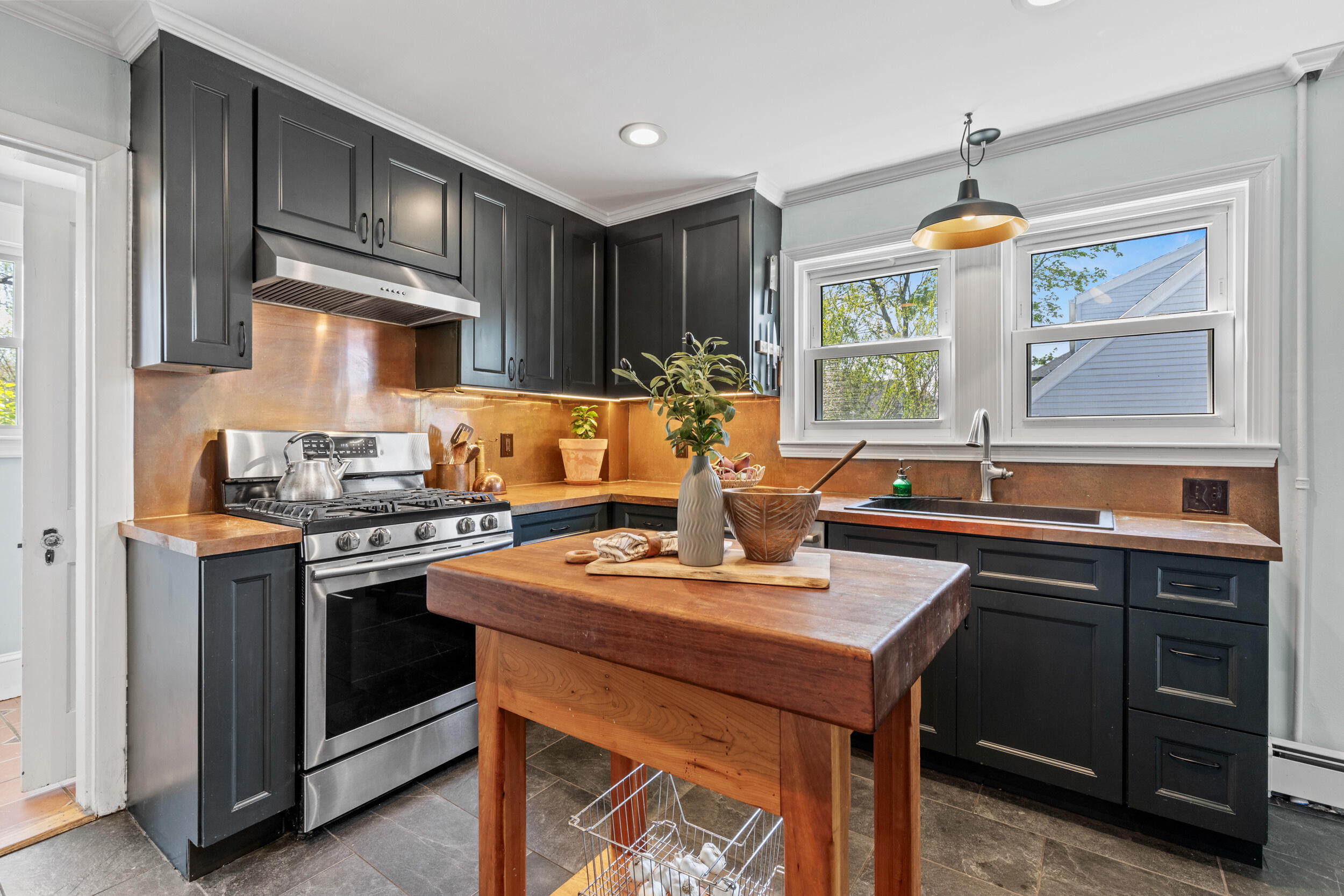 15 Caleb Street Portland ME 04102