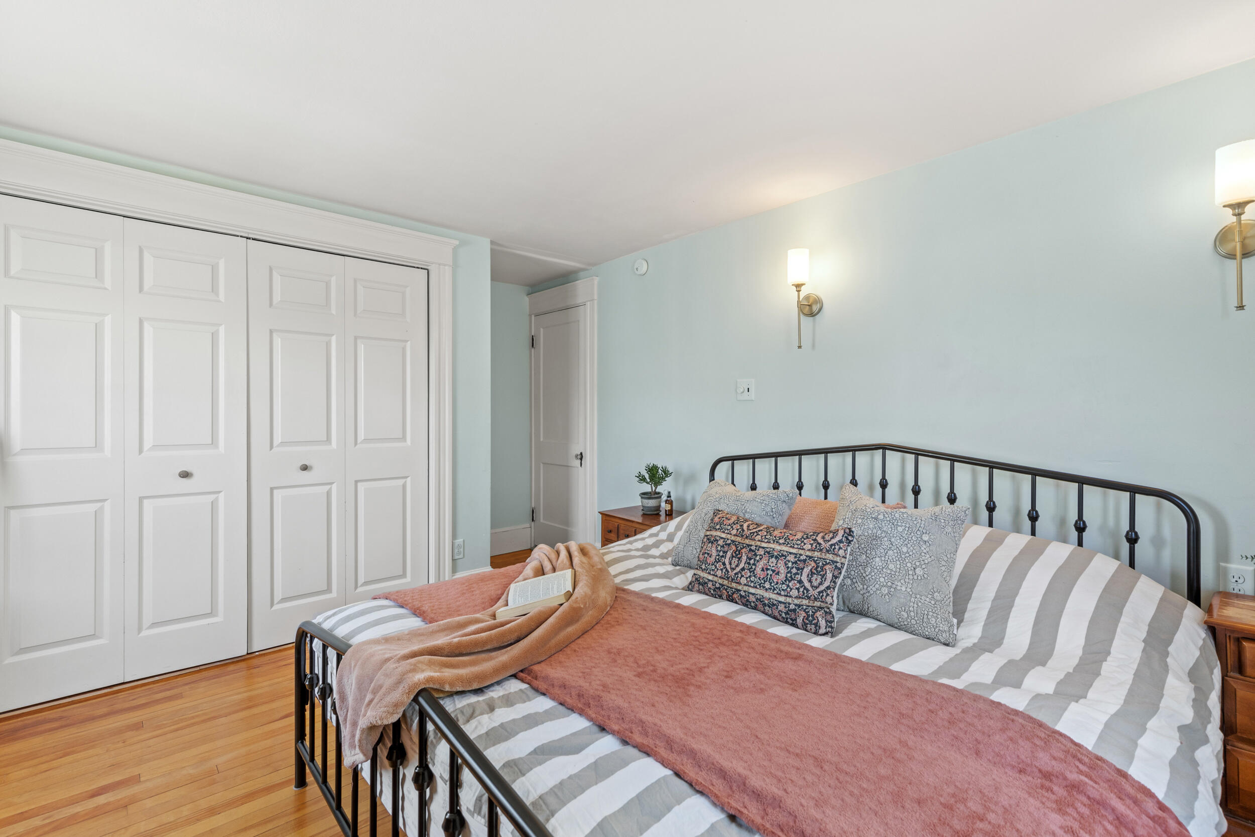 15 Caleb Street Portland ME 04102