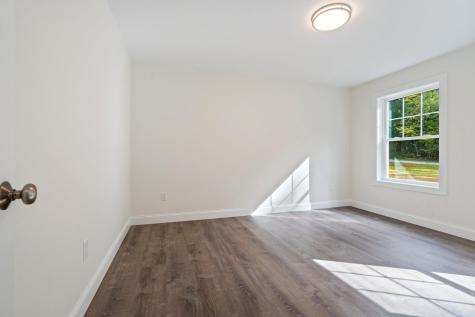 25 Little Cove Road Harrison ME 04040