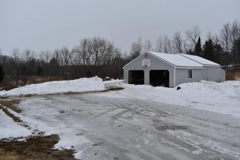 327 Old Lewiston Road Winthrop ME 04364