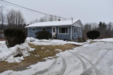 327 Old Lewiston Road Winthrop ME 04364