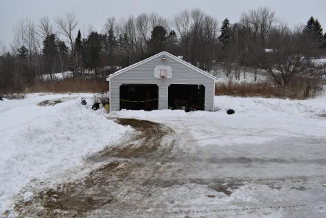327 Old Lewiston Road Winthrop ME 04364