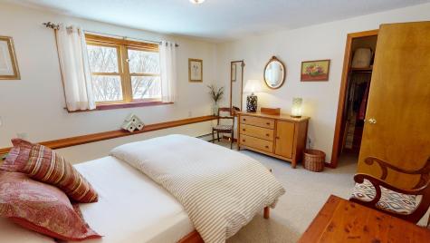 1013 Sunset Avenue Glenburn ME 04401
