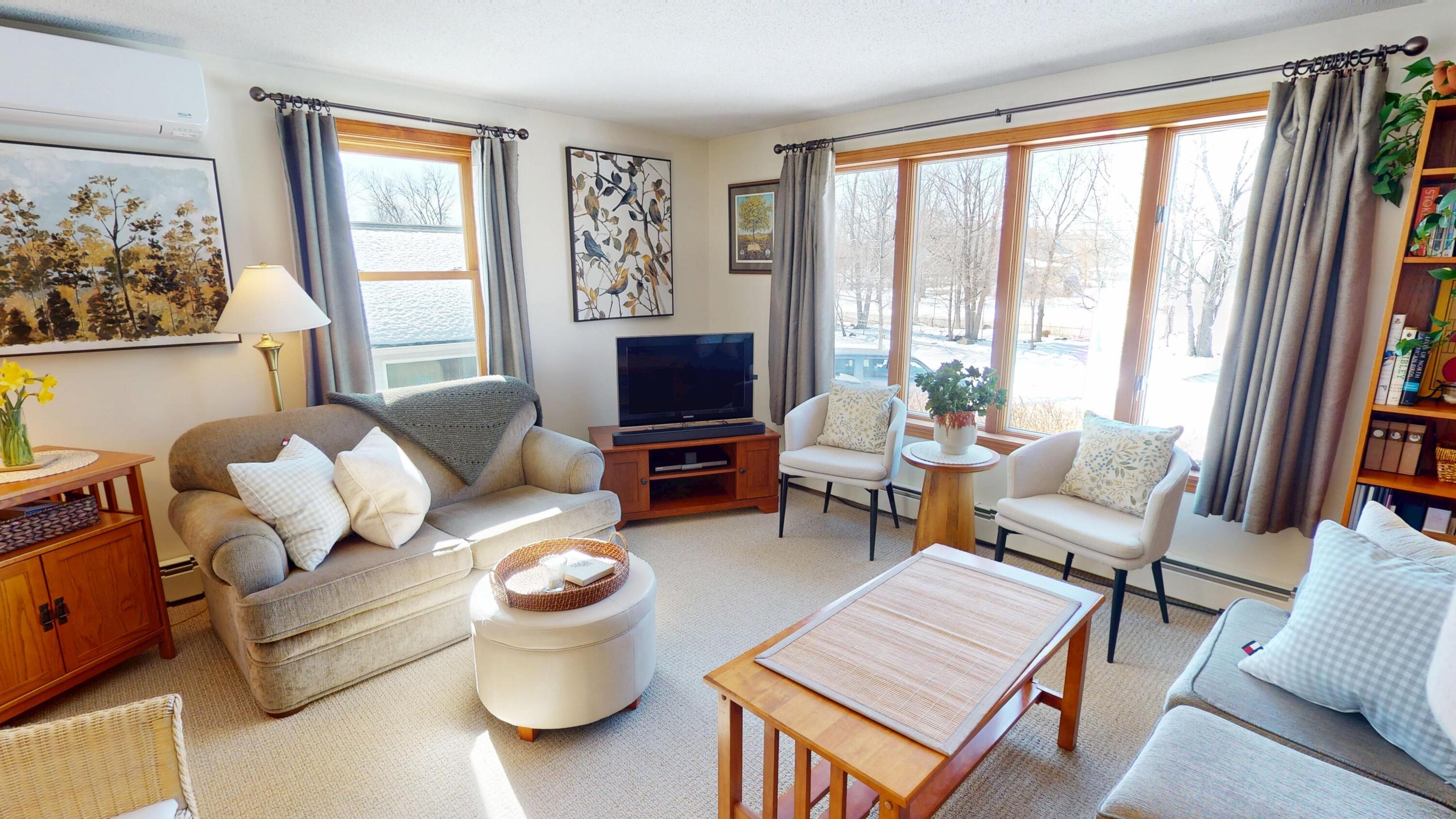 1013 Sunset Avenue Glenburn ME 04401