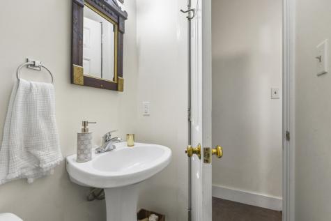 9 Pleasant Street Bath ME 04530