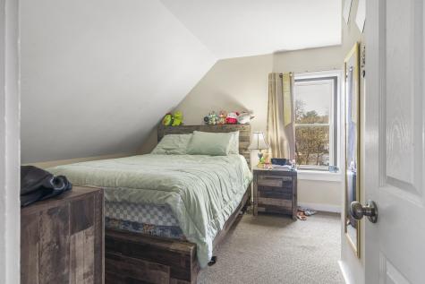 9 Pleasant Street Bath ME 04530