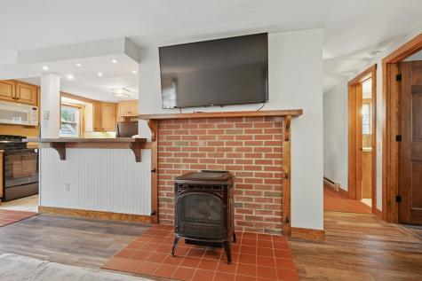 33 Rolling Ridge Jay ME 04239