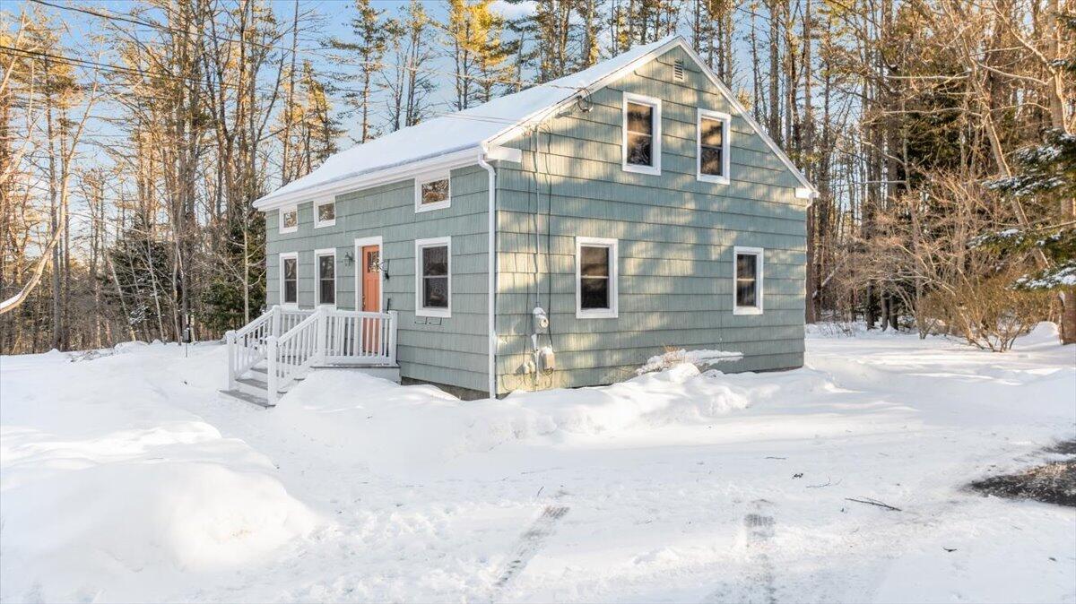 8 Sequoia Drive Freeport ME 04032