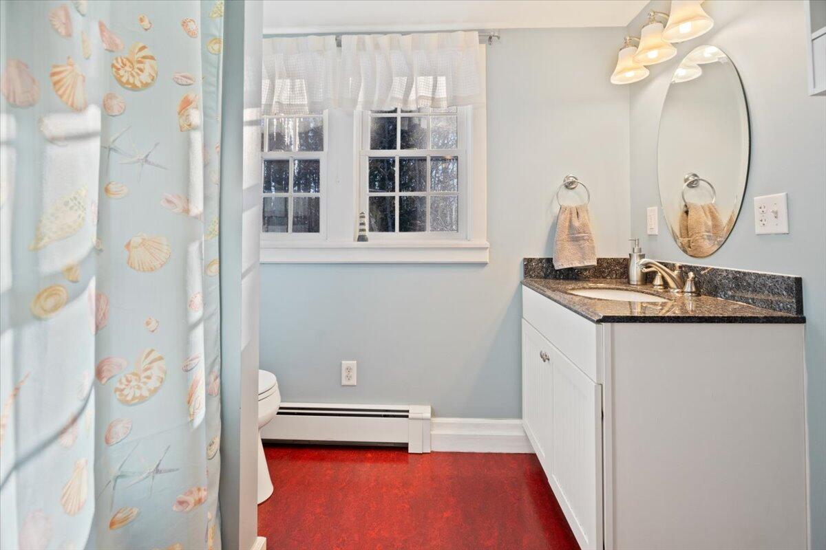 8 Sequoia Drive Freeport ME 04032