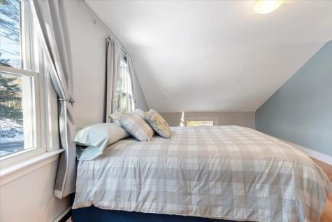 8 Sequoia Drive Freeport ME 04032