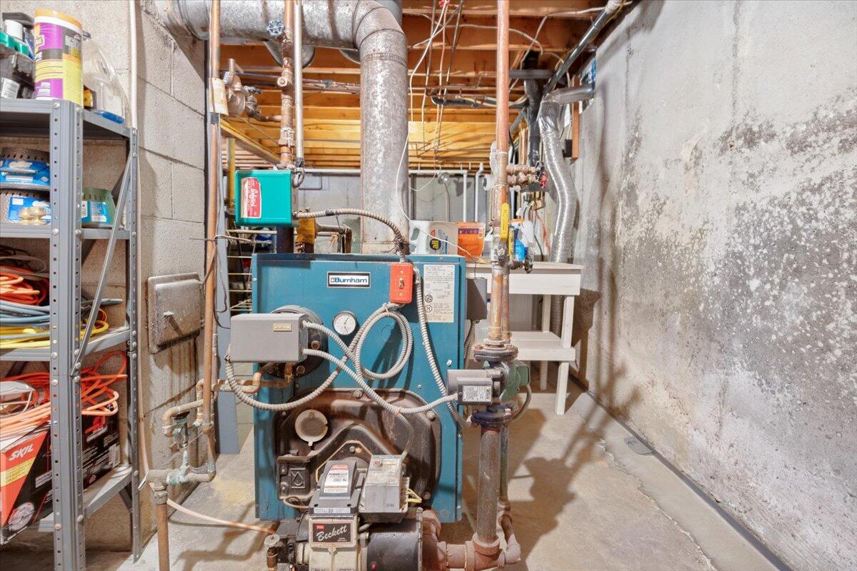 8 Sequoia Drive Freeport ME 04032