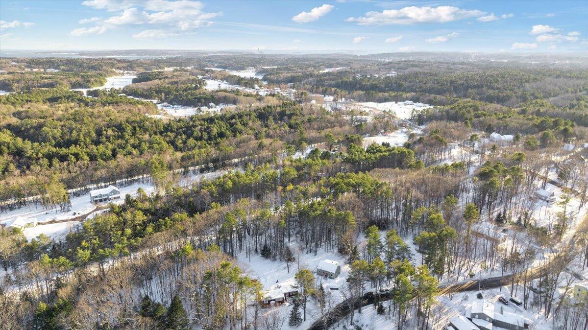 8 Sequoia Drive Freeport ME 04032