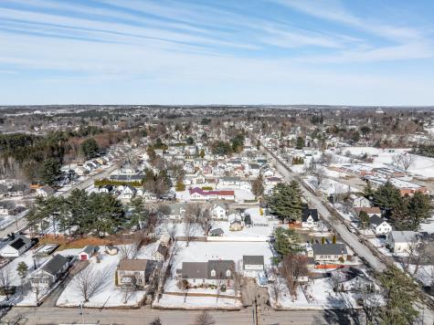 15 Fairfax Street Bangor ME 04401