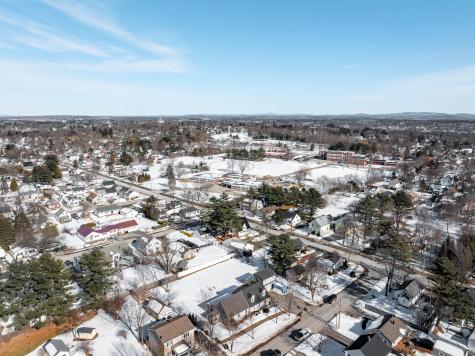 15 Fairfax Street Bangor ME 04401