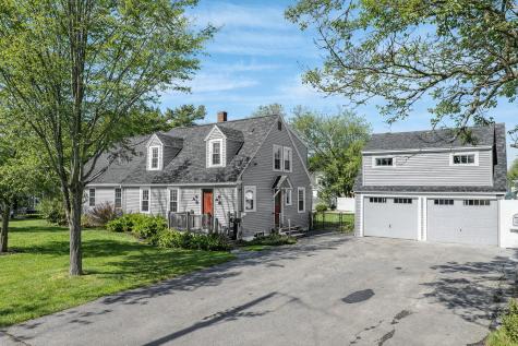 15 Fairfax Street Bangor ME 04401