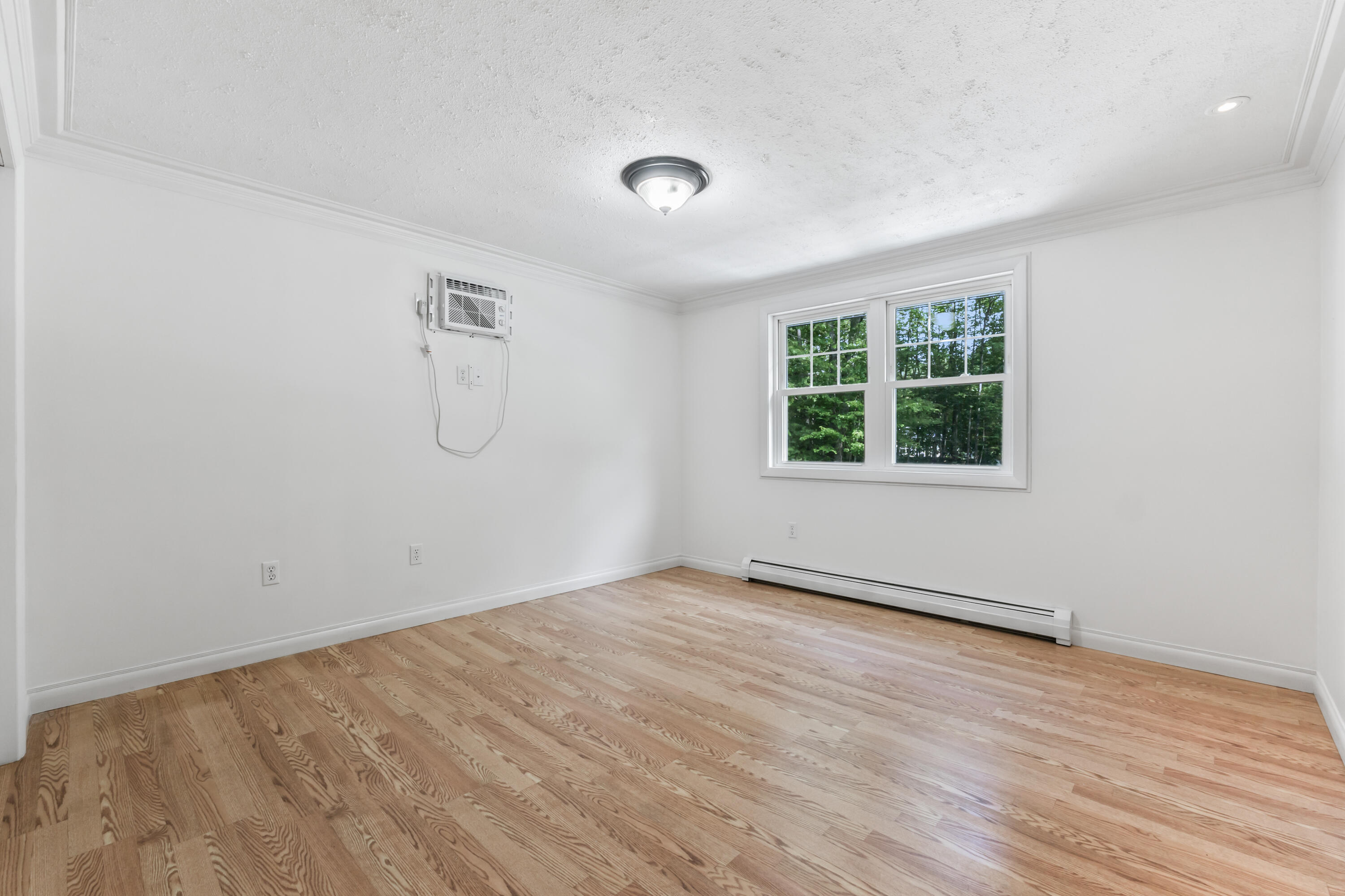 110 Chopps Cross Road Woolwich ME 04579