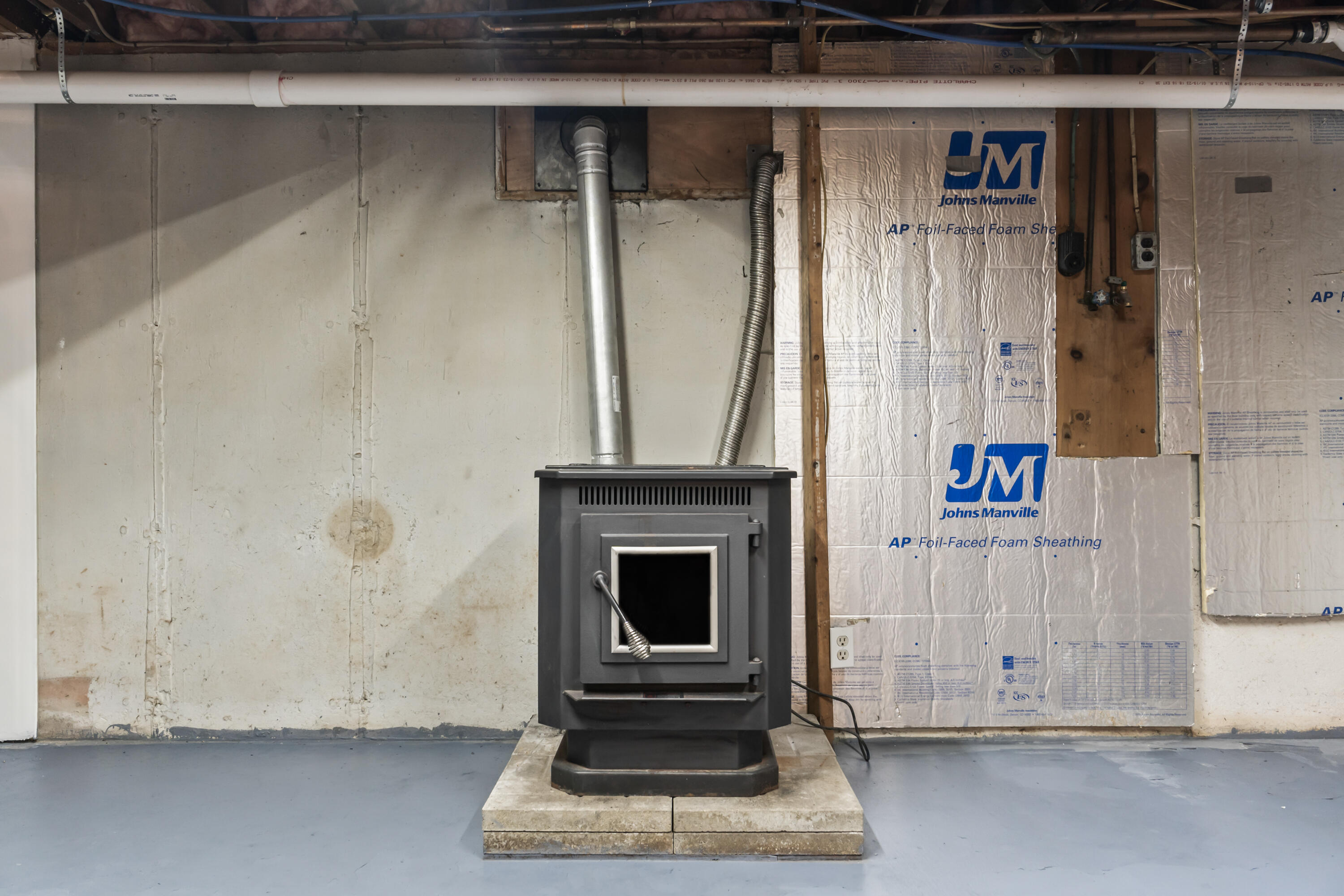 110 Chopps Cross Road Woolwich ME 04579