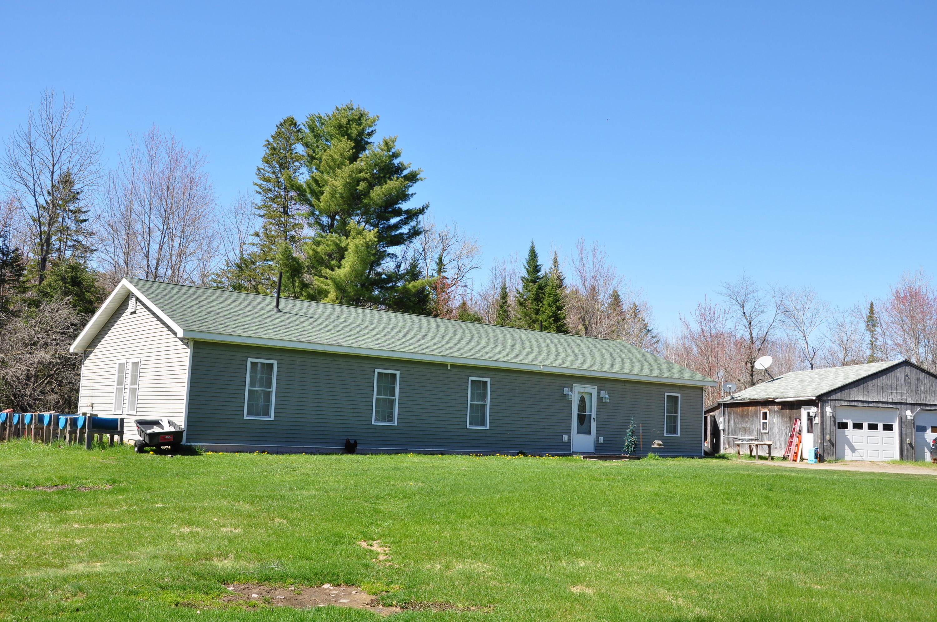 2606 Hudson Road Hudson ME 04449