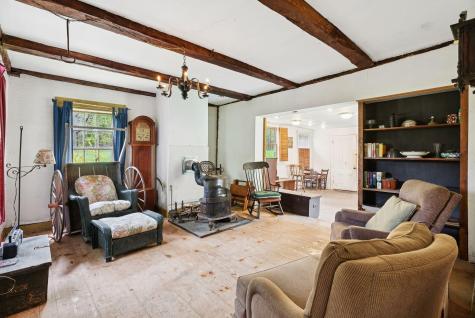 105 Hillside Road Brunswick ME 04011