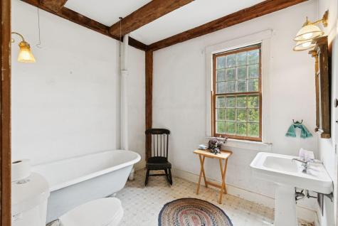 105 Hillside Road Brunswick ME 04011