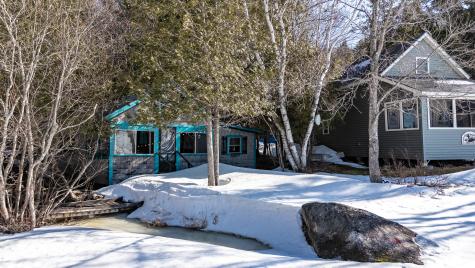 15 Farrar Drive Dover-foxcroft ME 04426