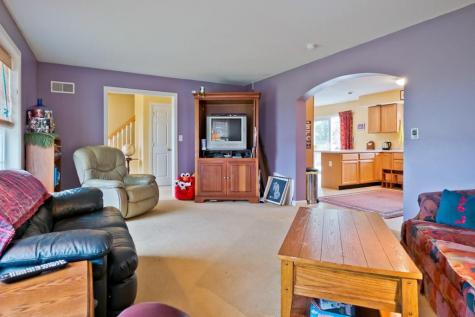 14 Laurence Way Falmouth ME 04105