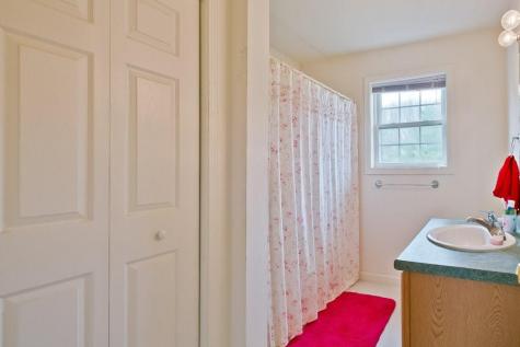 14 Laurence Way Falmouth ME 04105
