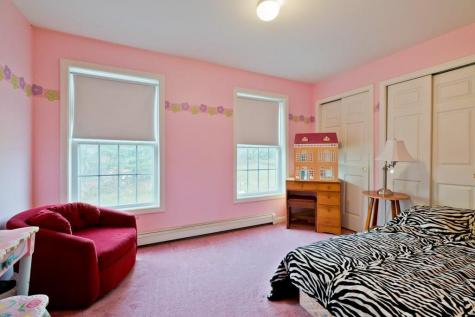 14 Laurence Way Falmouth ME 04105