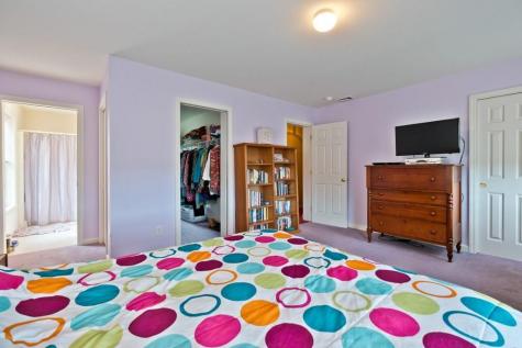 14 Laurence Way Falmouth ME 04105