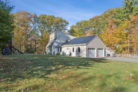 15 Susan Lane Falmouth ME 04105