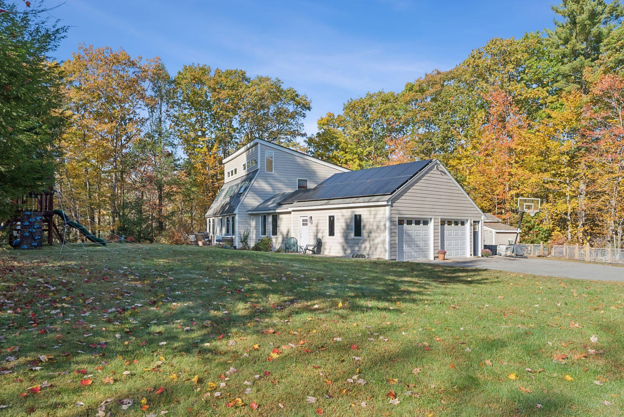 15 Susan Lane Falmouth ME 04105