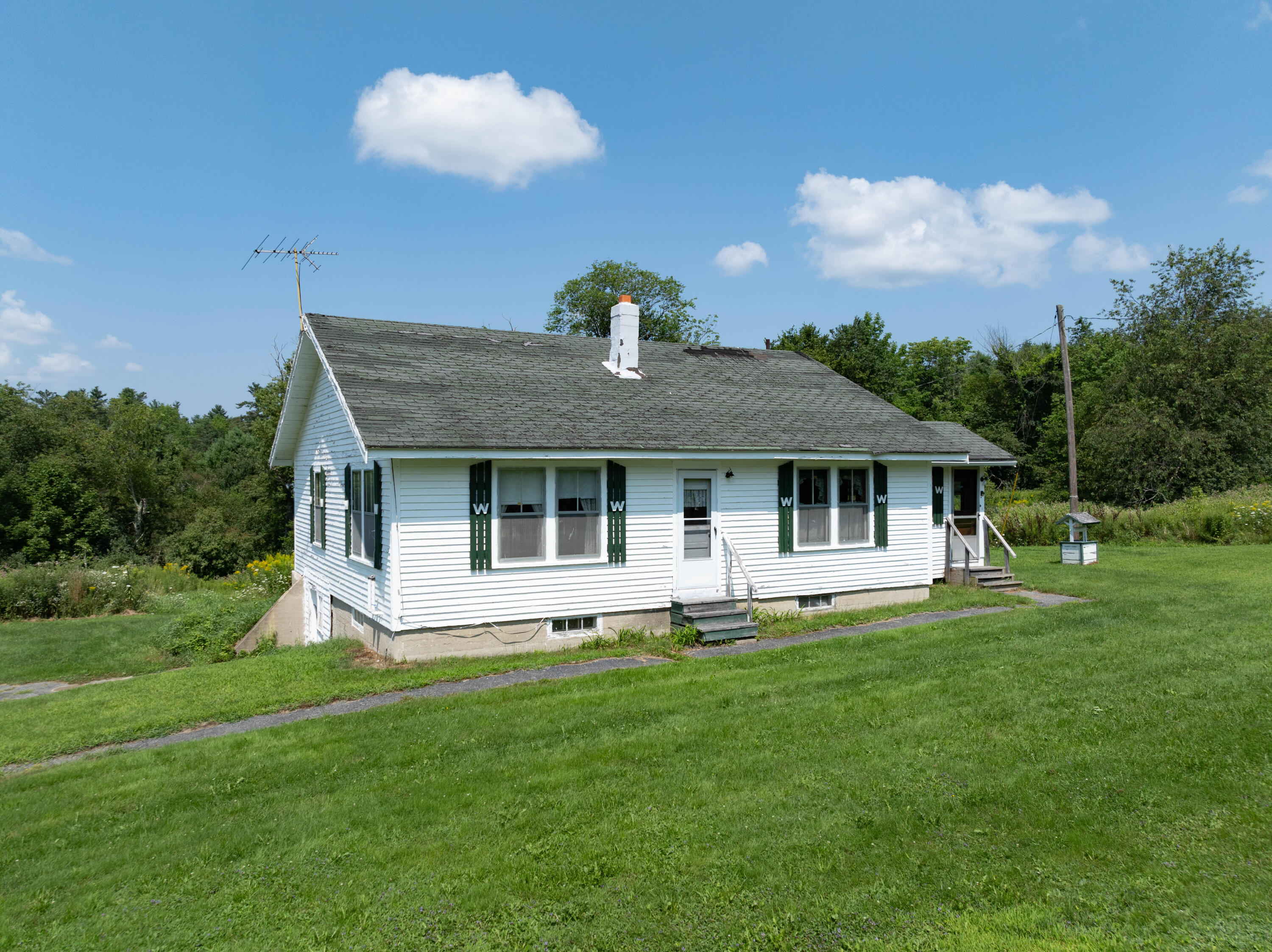 209 Lincolnville Avenue Belfast ME 04915