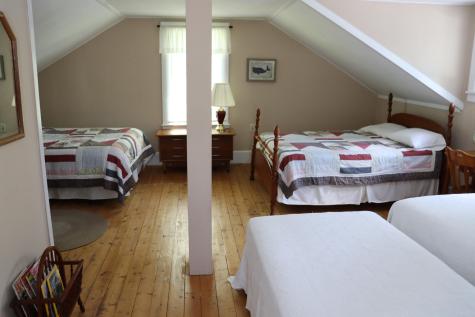 46 Pond Road Eddington ME 04428