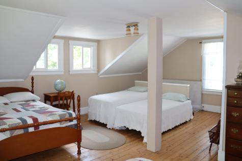 46 Pond Road Eddington ME 04428