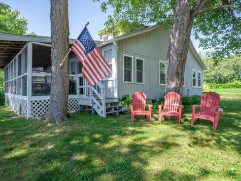 46 Pond Road Eddington ME 04428