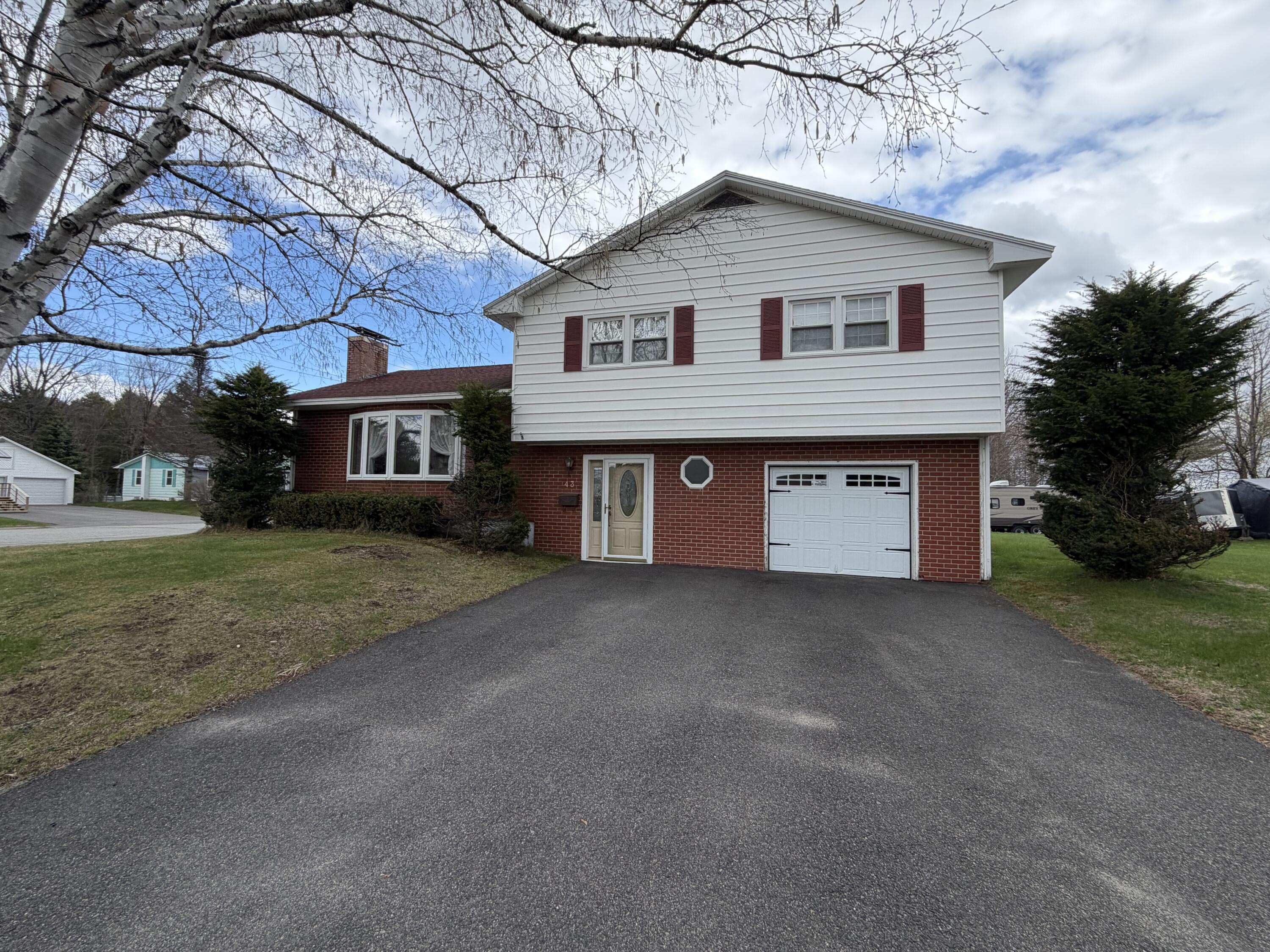 43 Elm Street East Millinocket ME 04430