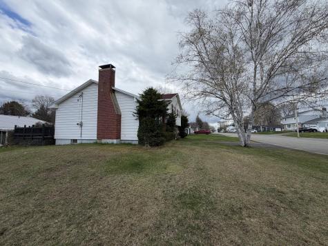 43 Elm Street East Millinocket ME 04430