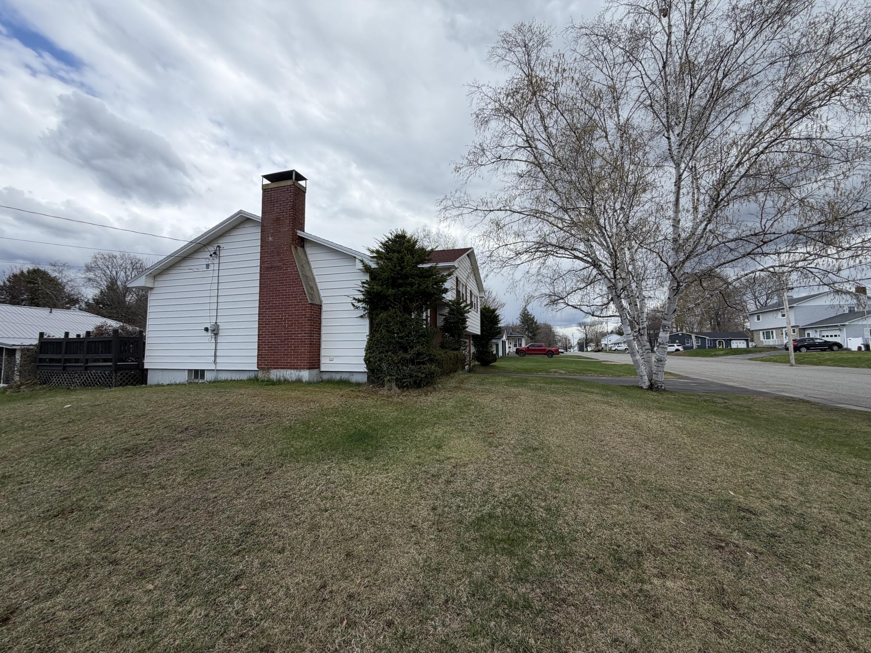 43 Elm Street East Millinocket ME 04430