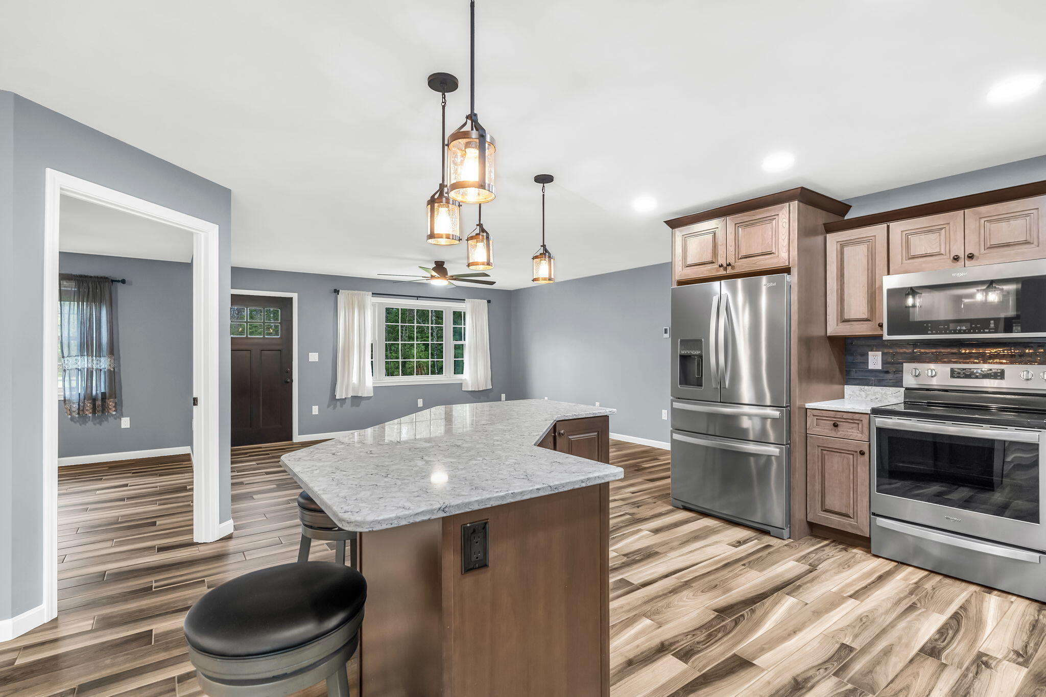 290 White Point Estates Road Lincoln ME 04457