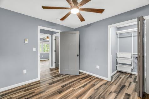290 White Point Estates Road Lincoln ME 04457