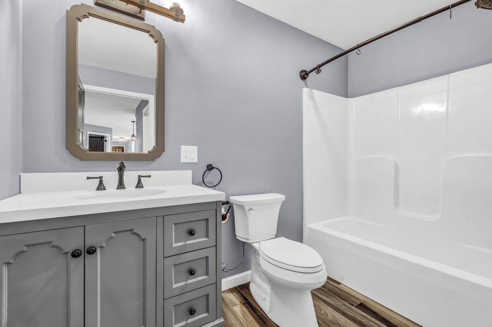290 White Point Estates Road Lincoln ME 04457