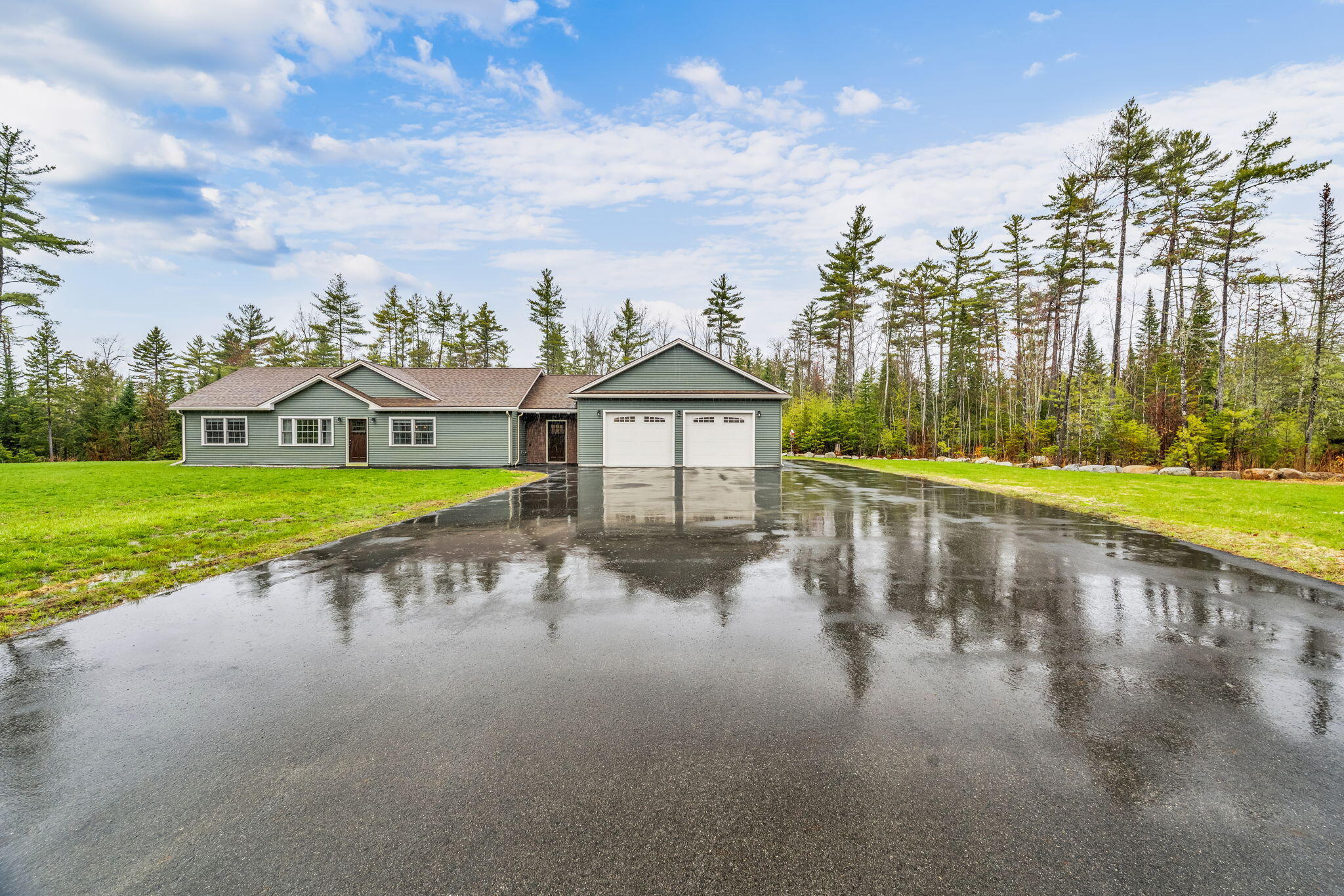 290 White Point Estates Road Lincoln ME 04457