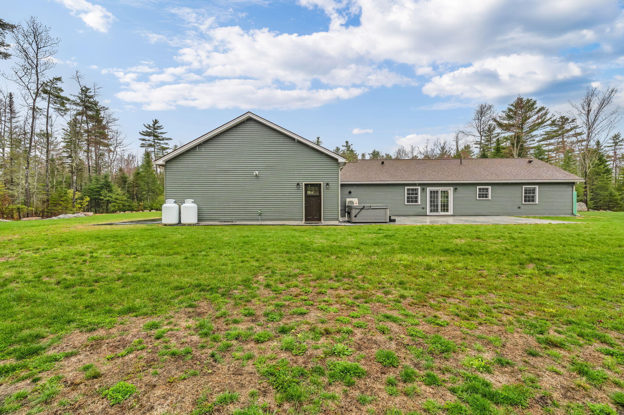 290 White Point Estates Road Lincoln ME 04457