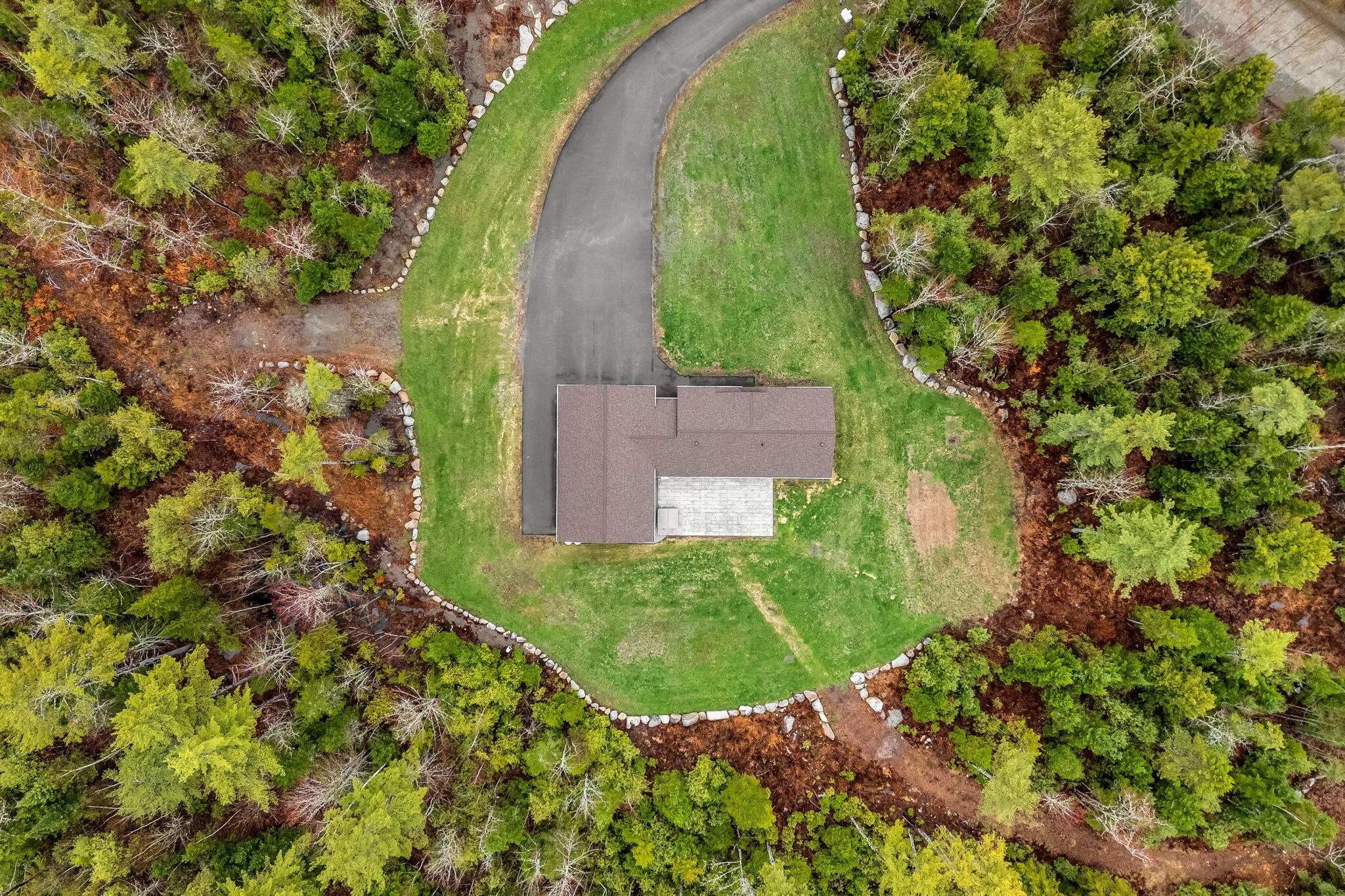 290 White Point Estates Road Lincoln ME 04457