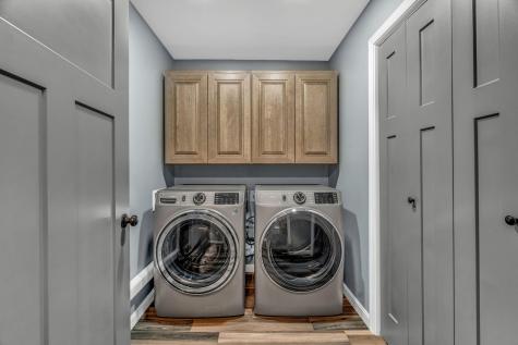 290 White Point Estates Road Lincoln ME 04457