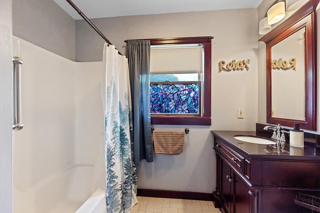 116 New County Road Rockland ME 04841