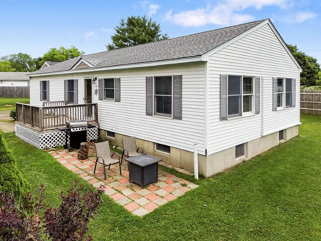 116 New County Road Rockland ME 04841