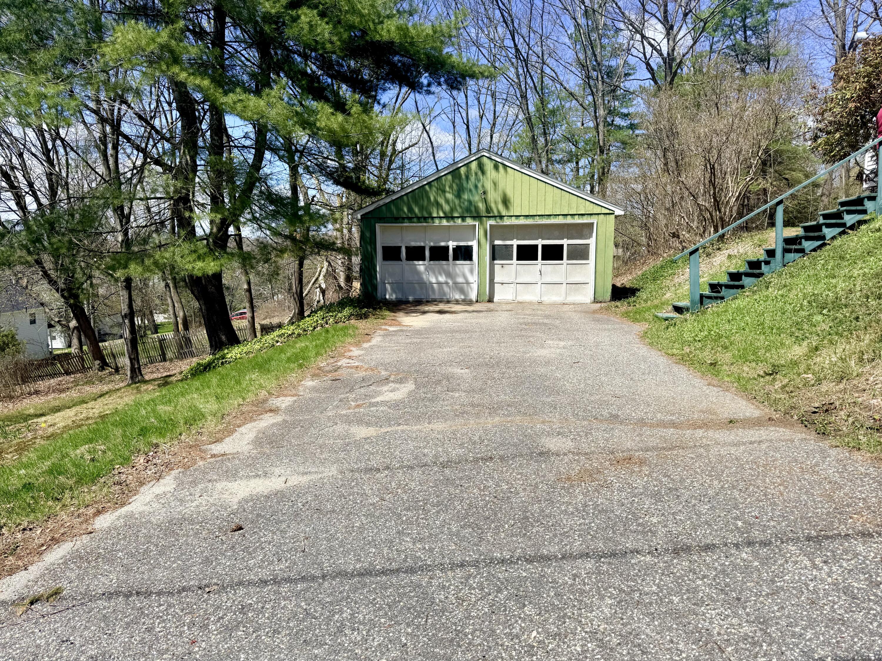 7 Bennett Avenue Auburn ME 04210