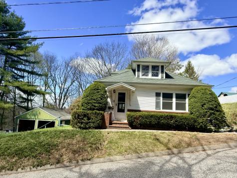 7 Bennett Avenue Auburn ME 04210