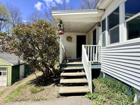 7 Bennett Avenue Auburn ME 04210